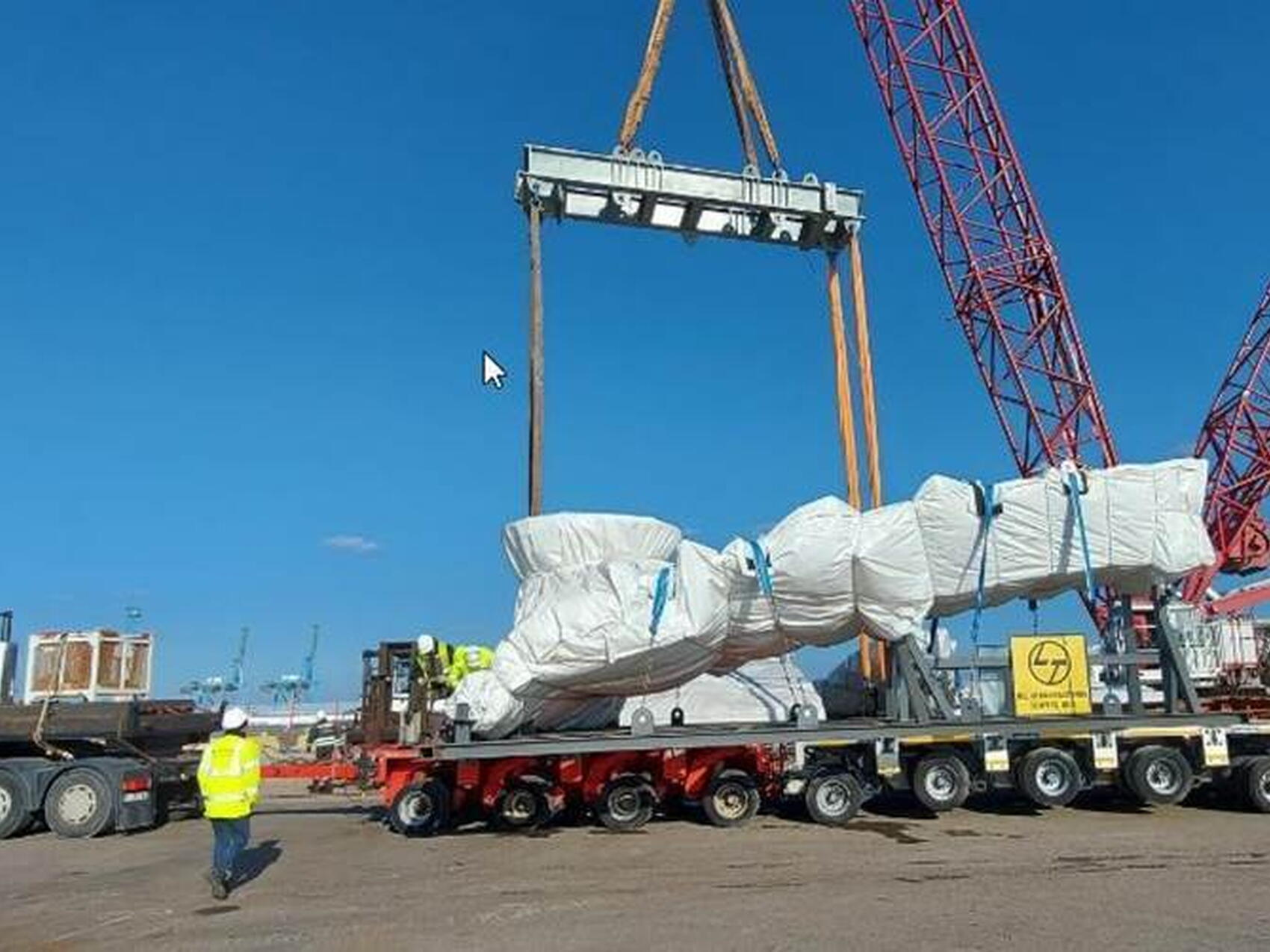 Cryostat lid segments arriving